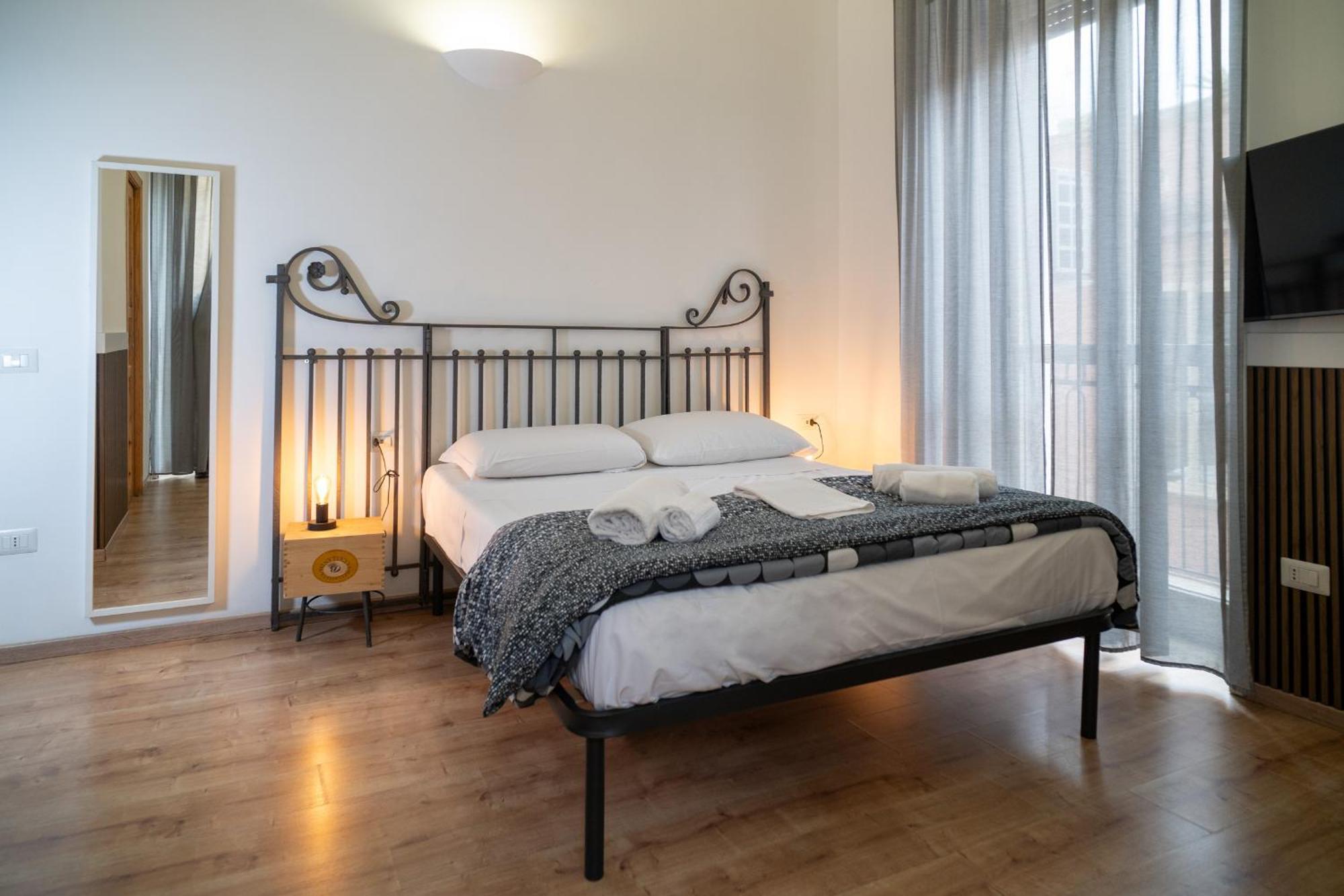B&B Universita Νάπολη Εξωτερικό φωτογραφία