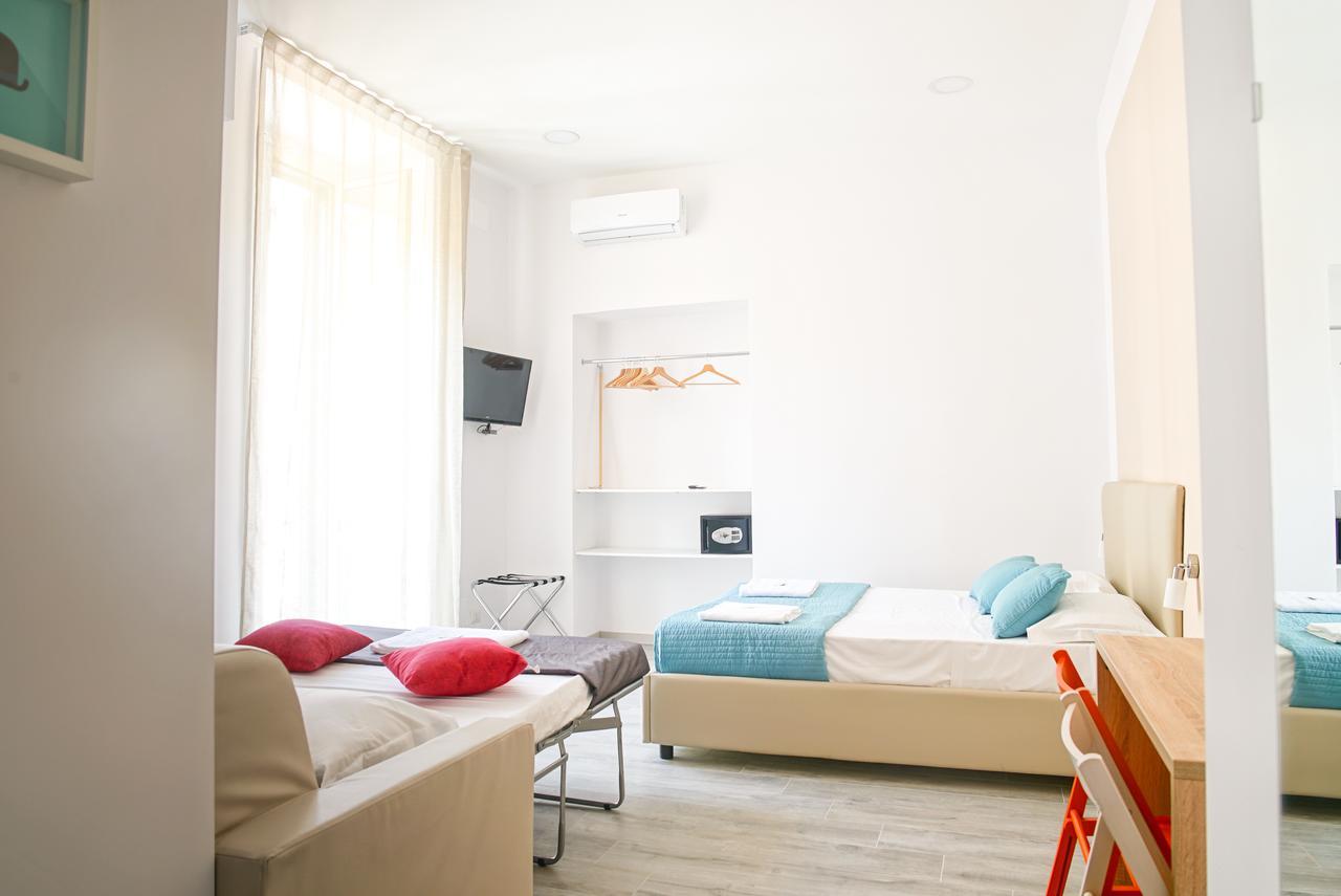 B&B Universita Νάπολη Εξωτερικό φωτογραφία